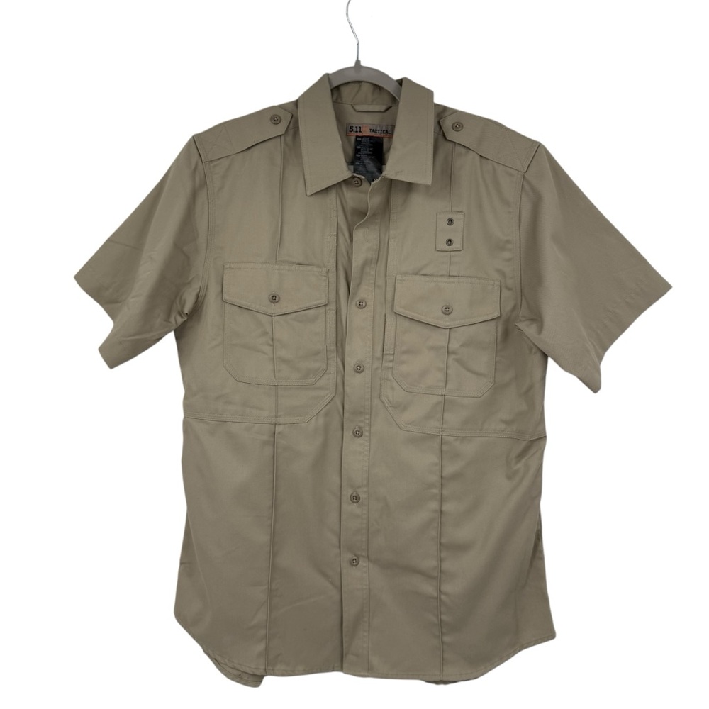 5.11 Tactical Mens Size Medium short sleeve Khaki shirt NWOT